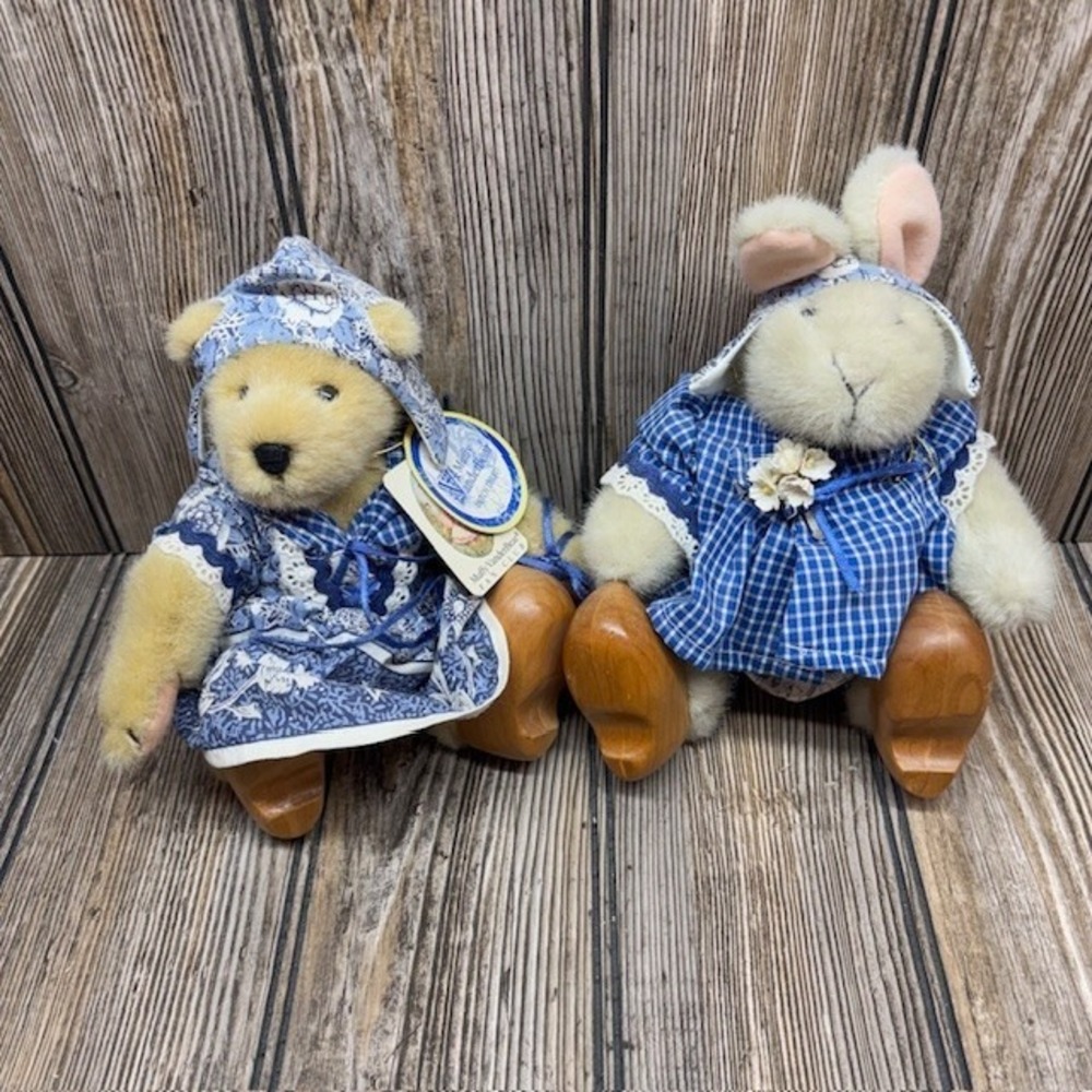Muffy Vanderbear Hoppy VanderHare Dutch Treat Collection Set